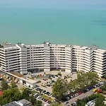Apartman Club218 *