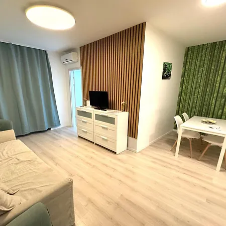 Club218 Apartment Siofok