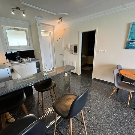 Apartament Club218 *