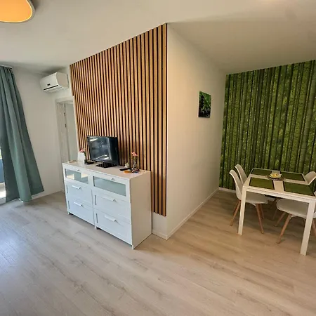 Club218 Apartament *